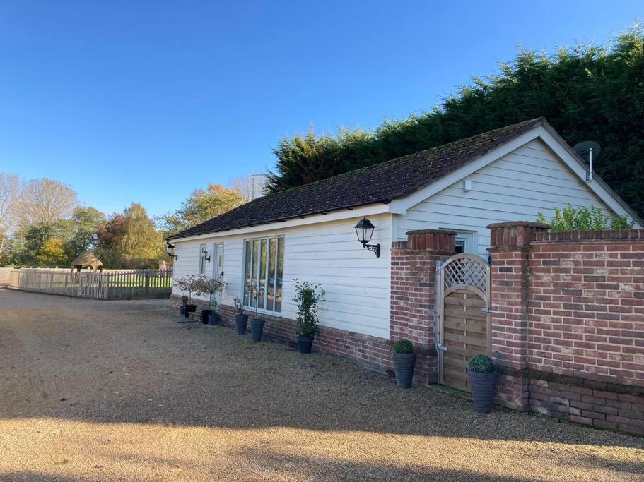 The Oaks, Luxury 2 Bedroom Cottage In A Peaceful Location Haughley 外观 照片